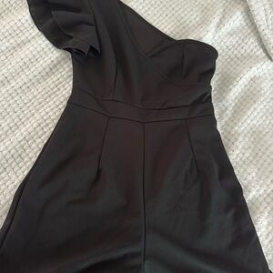 Elegant Black One-Shoulder romper